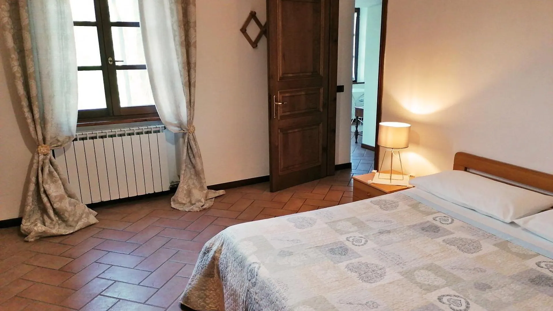 Villa Forni Rosaia Olivola  Bauernhof Olivola (Massa and Carrara)
